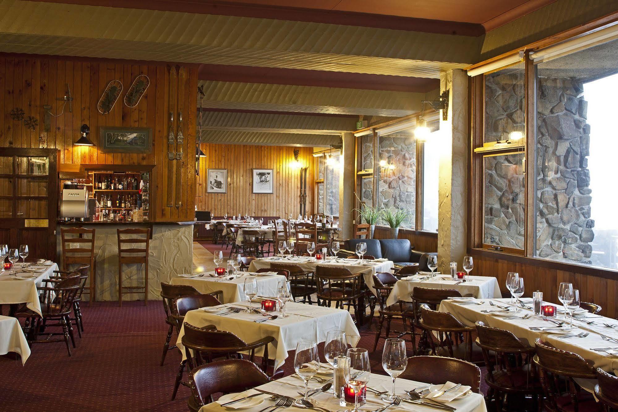 Falls Creek Hotel Exterior foto